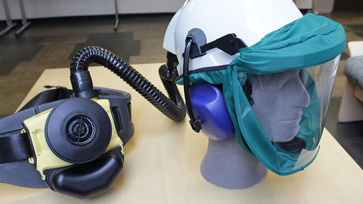 Hengityksensuoja in P3 moottoroitu maski kypärä kuulosuojaimet